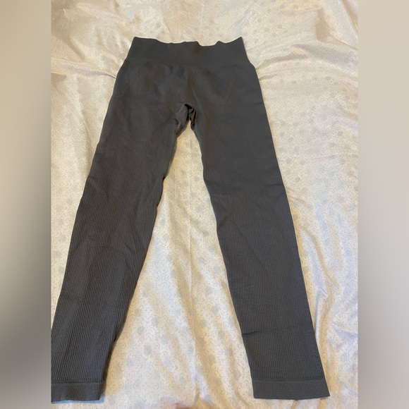 OQQ gray leggings - Picture 2 of 5